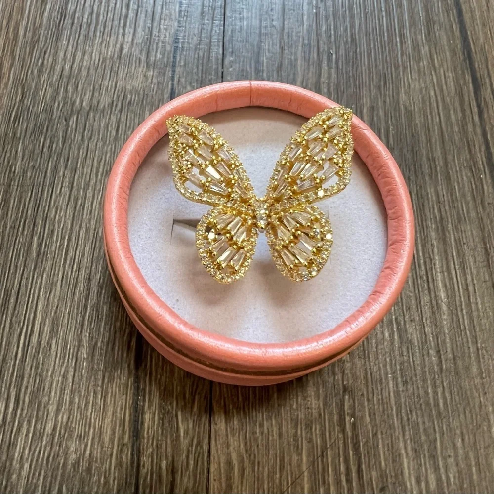 NWT Gold Butterfly Ring Rhinestone Fashion Jewelry Adjustable Back Solid Bling